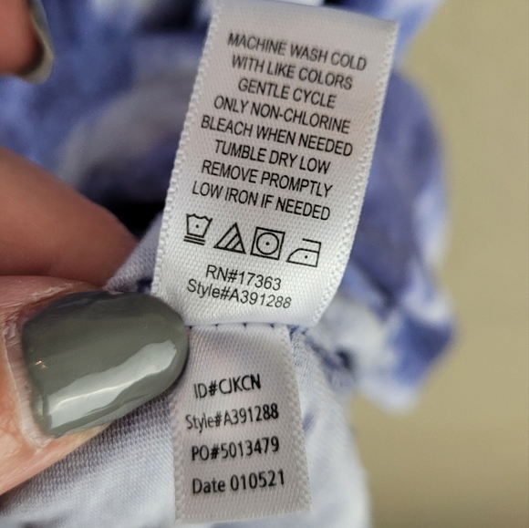 Koolaburrra by Ugg Shirt Womens S Blue Tie‎ Dye Stretch Modal Relaxed Tee - Picture 7 of 11